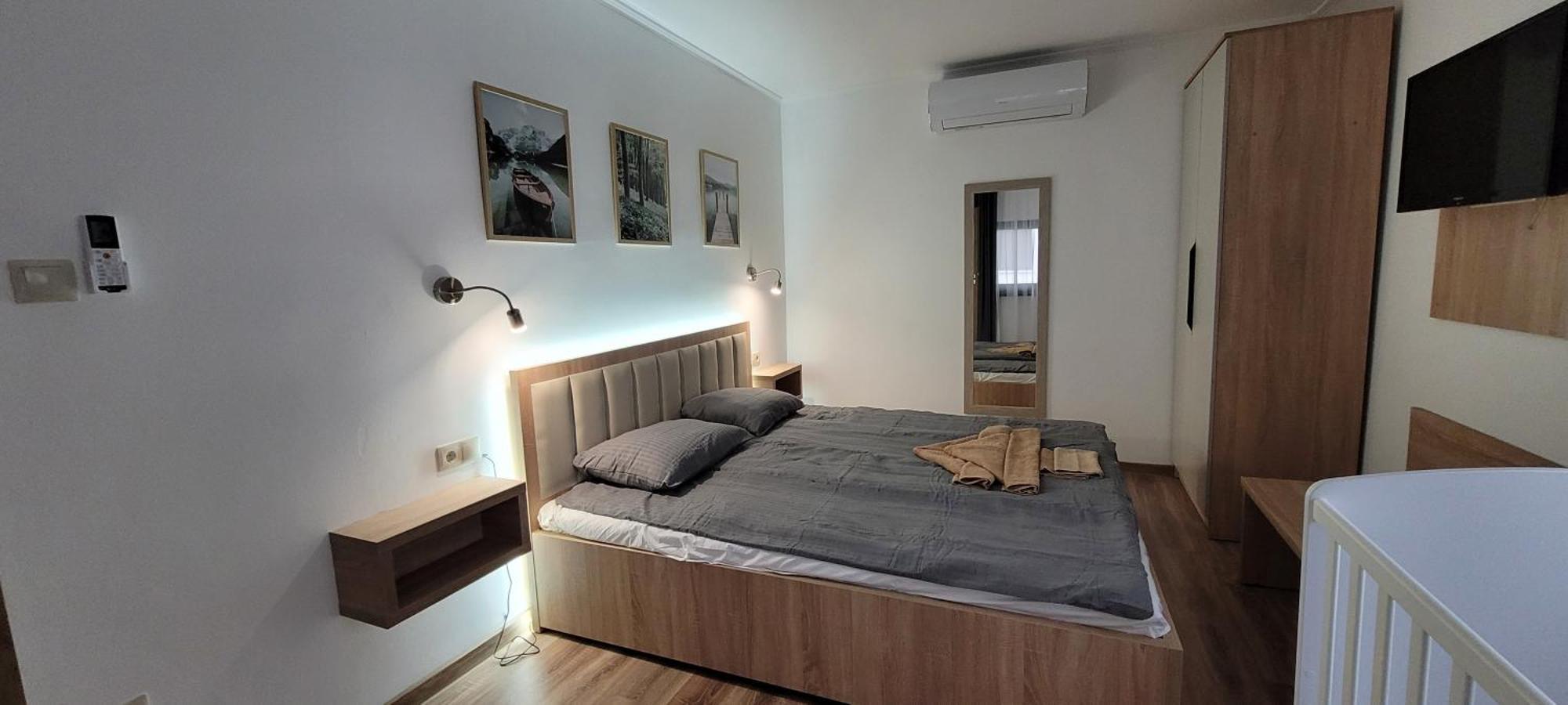 Csaladi Kikoeto Apartman 久洛 外观 照片