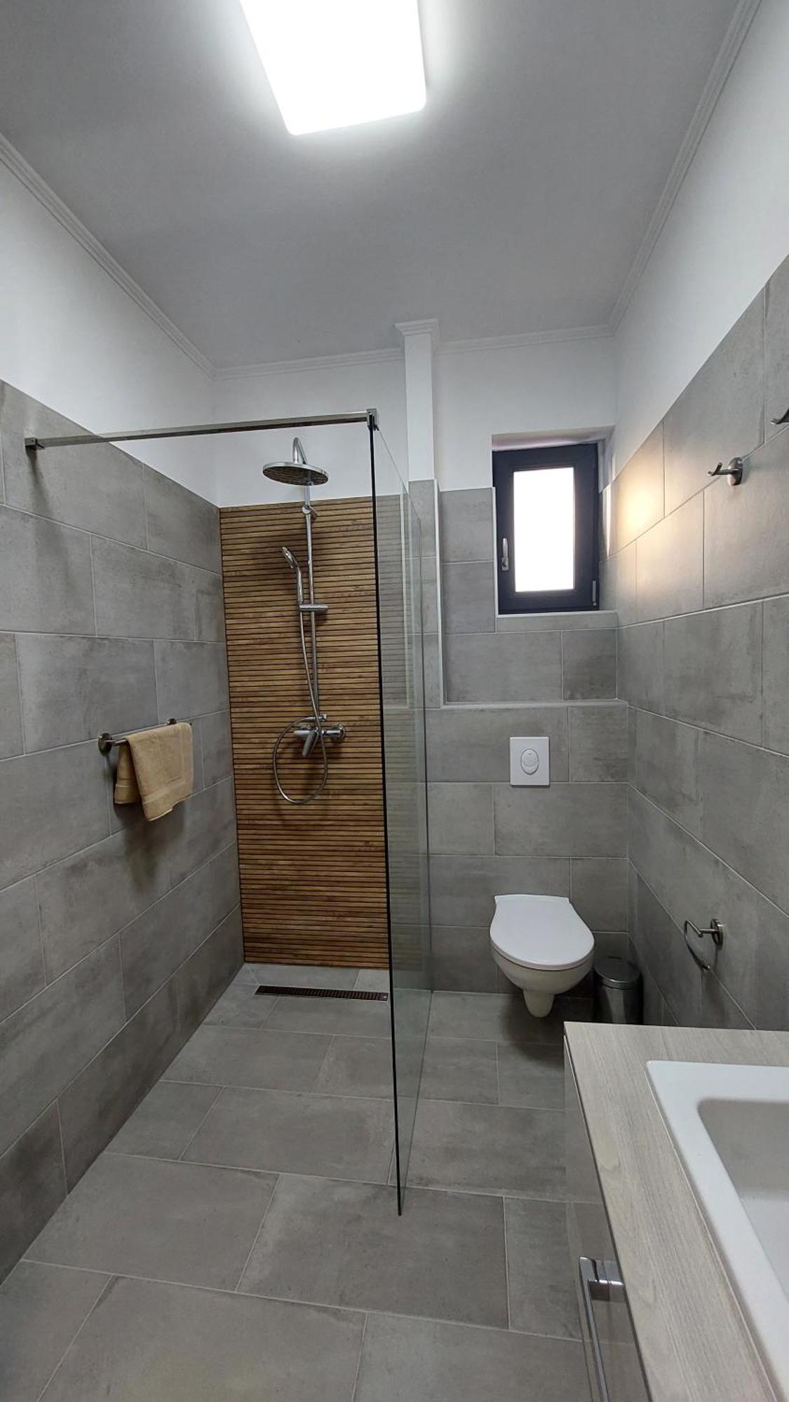 Csaladi Kikoeto Apartman 久洛 外观 照片