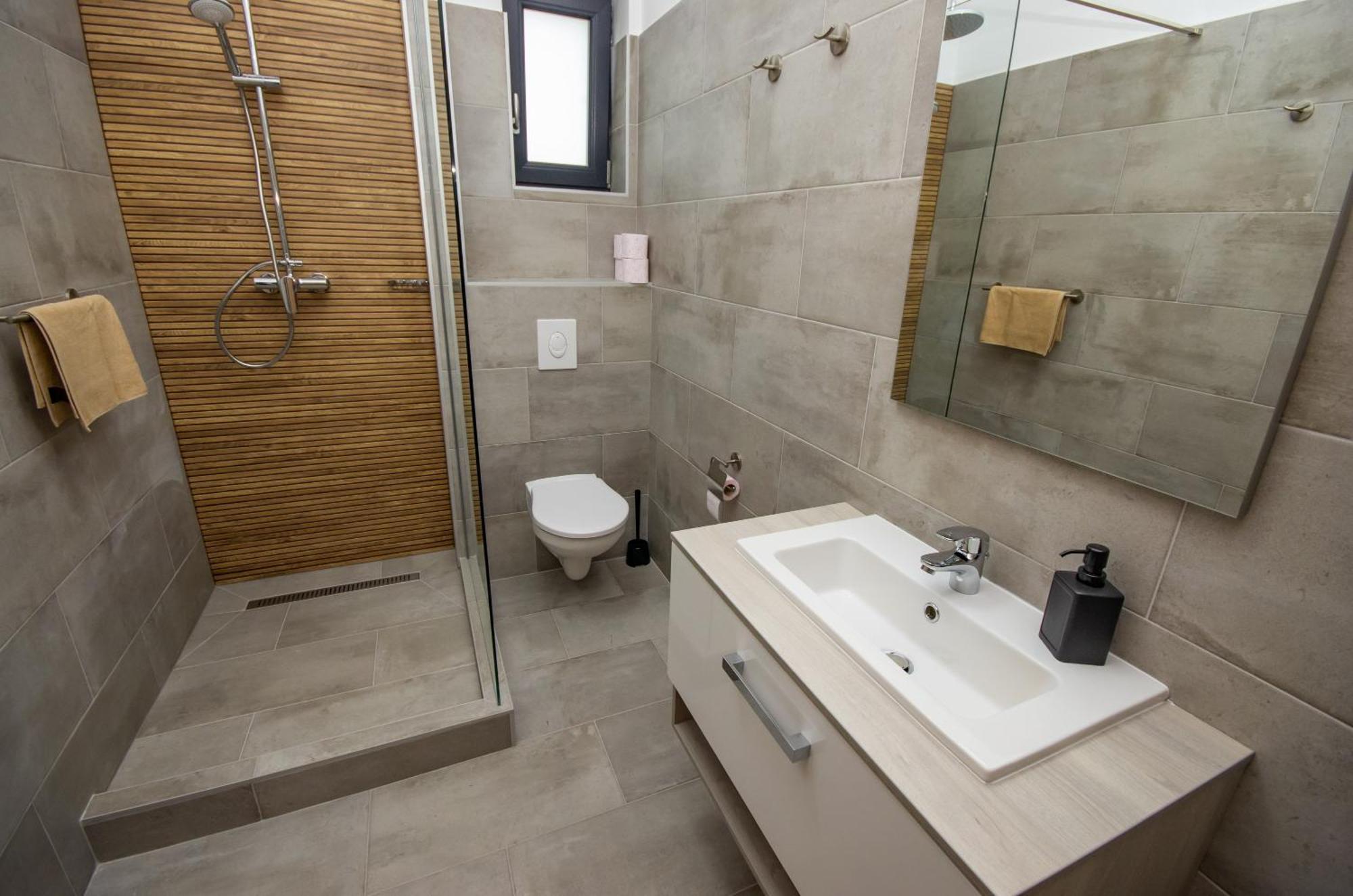 Csaladi Kikoeto Apartman 久洛 外观 照片